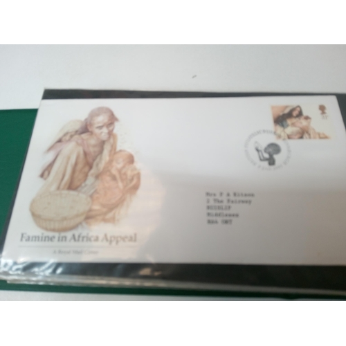 669 - 5 x Gb First Day Cover Albums