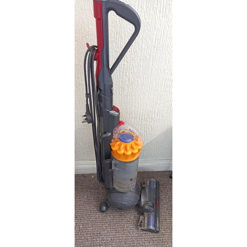 320 - A Dyson DC40 Ball Hoover