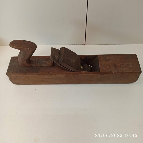 1276 - A Marple & Son Hibernia Block Plane and a Hartley Carpenters Plane