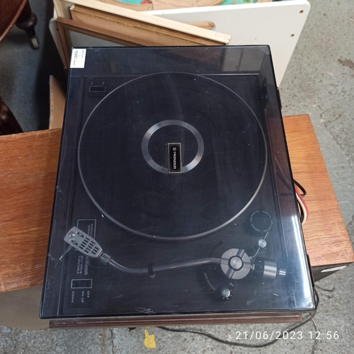 330 - Pioneer Record Deck Model PL-120