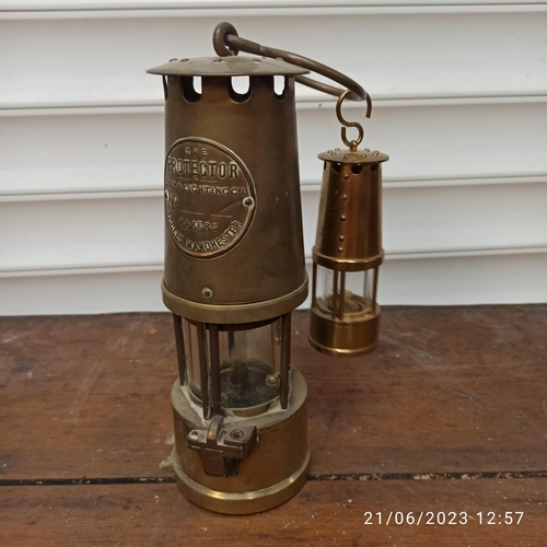 1256 - Brass Davy Lamp Made by Lamp & Lighting Co. 26cm H and a Smaller Davy Lamp 12cm H