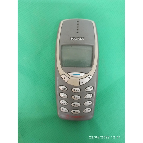 1252 - 12 x Used Mobiles Including Nokia, Motorola, Vodaphone