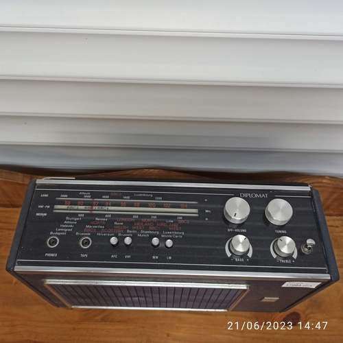 155B - HMV Diplomat Radio