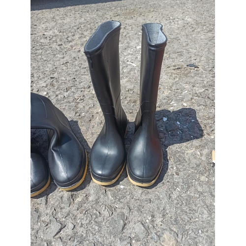 274 - A Selection of Unused  Children's Wellington Boots sizes 10 to 13