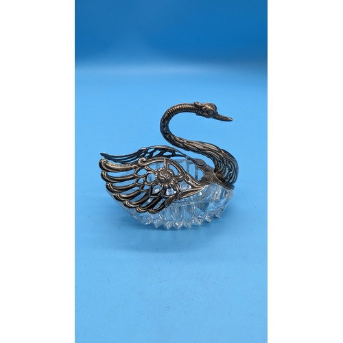 435 - A Hallmarked .925 Silver Repousse Reticulated Crystal Swan Spice Holder