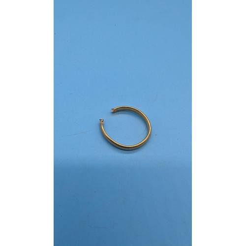 430 - A Scrap Gold 22ct Wedding Band 4.0 Grams