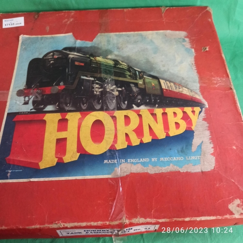 825 - Hornby 0 Gauge Passenger Trainset in Original Box