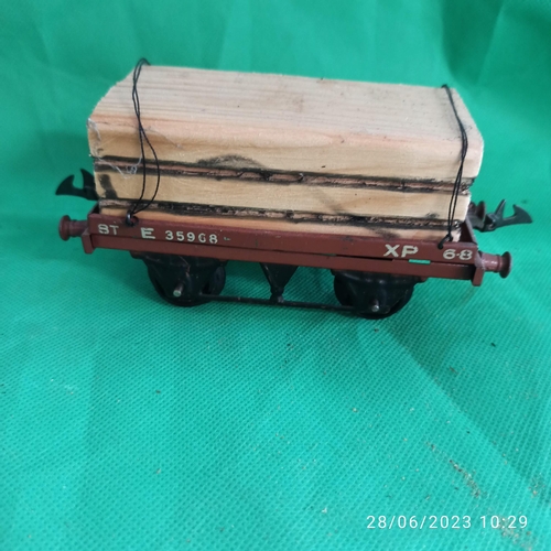 852 - Hornby 0 Gauge Rolling Stock