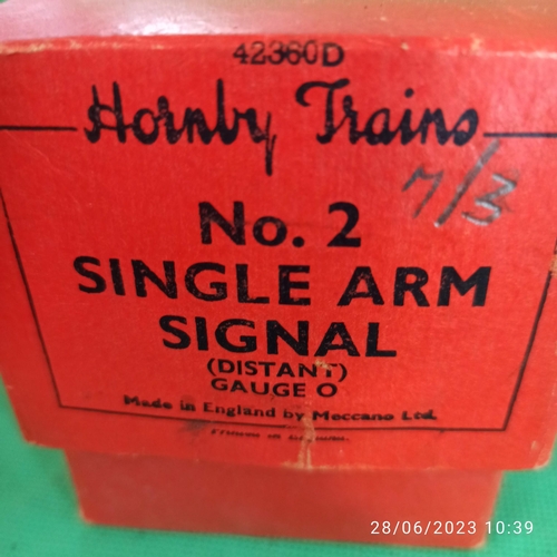 854 - Hornby 0 Gauge Boxed Signal, Water Tank, Single Arm Signal x 2 and Buffer Stop