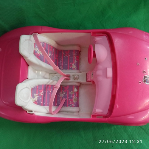 829 - Barbie Cars - White and Pink Fiat 500 and Glam Convertible Car