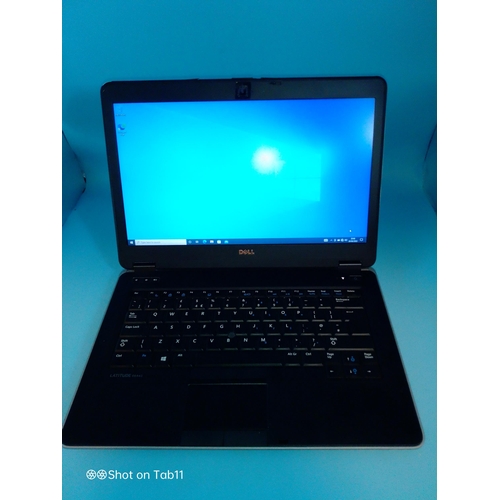 350 - Dell Latitude E6440 Core i7 64v Bit Windows 10 Pro Laptop with 8 Gig Rams and 240 Gig SSD Hard Drive