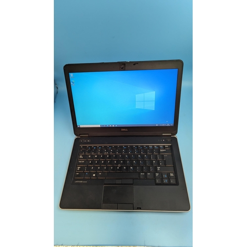 350 - Dell Latitude E6440 Core i7 64v Bit Windows 10 Pro Laptop with 8 Gig Rams and 240 Gig SSD Hard Drive