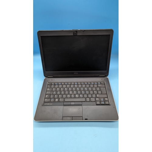 350 - Dell Latitude E6440 Core i7 64v Bit Windows 10 Pro Laptop with 8 Gig Rams and 240 Gig SSD Hard Drive