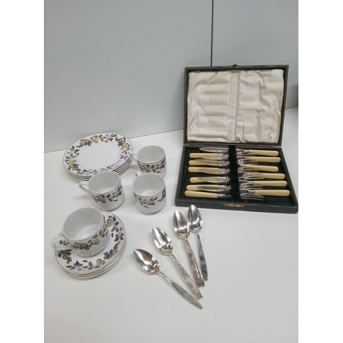 759C - A Cased set of Fisheaters, plateware spoons and Royal Doulton Mid Winter Cups and Saucers