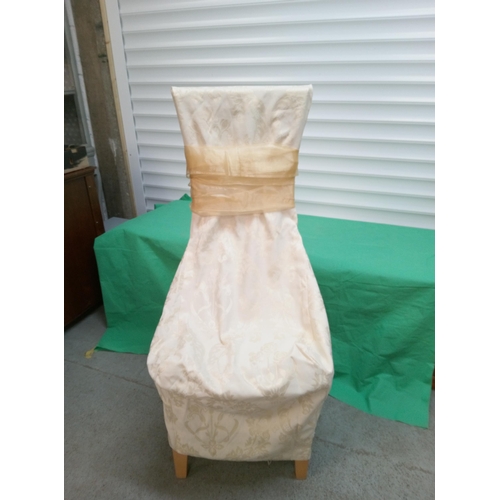 761 - 59 x Wedding Chair Cover, Cream wit Gold Ties