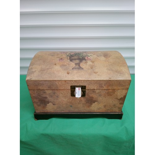 866 - Decorative Chest 29cm High, 42cm Wide