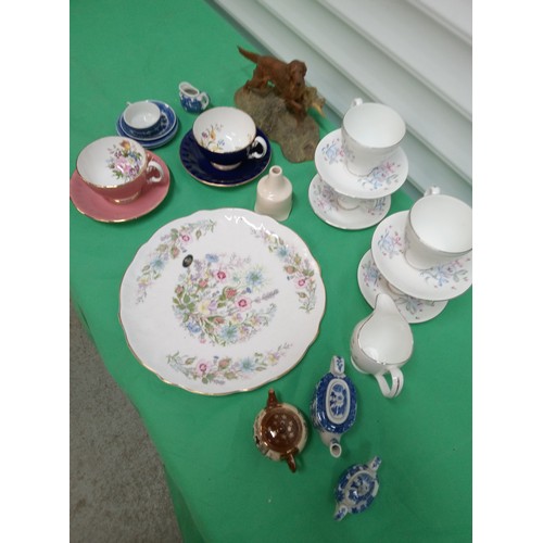 791B - Mixed lot of China Including Royal Albert Buttons and Bows Part Tea set ad Ainsley China and Ornamen... 