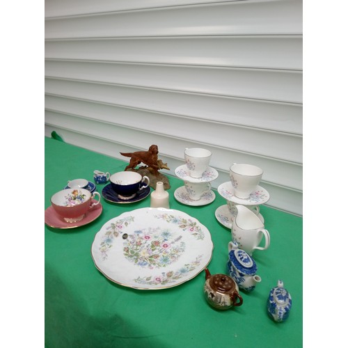 791B - Mixed lot of China Including Royal Albert Buttons and Bows Part Tea set ad Ainsley China and Ornamen... 