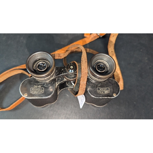 692 - A Pair of Cased Carl Zeiss Binoculars, 6x30.