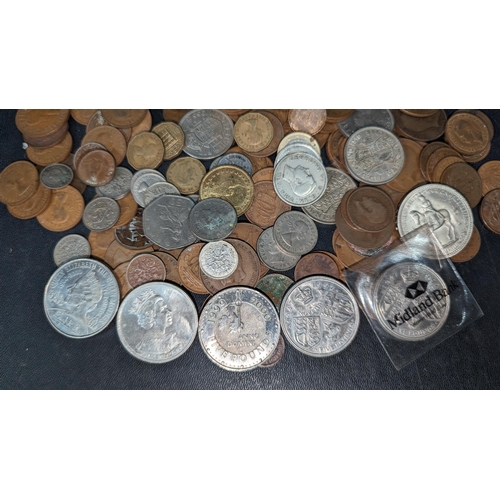 878 - An Assortment of GB Coins including 5 £5 Coins.