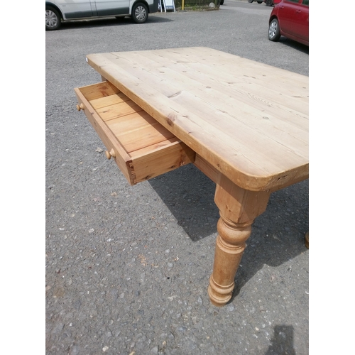 818 - A Pine Kitchen Table.