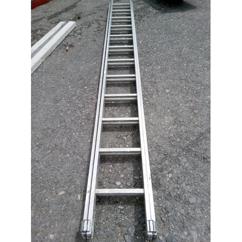 67 - 12 Double Extending Ladder.