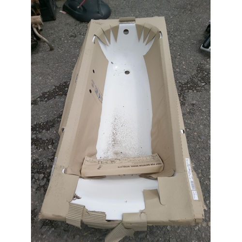 85 - New Metal Bath Tub in Packaging with Fittings. 
Measurements as per photo.