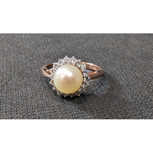 720 - 9ct Rose Gold Ring with Cultured Round Pearl and Halo of Royal Brilliant Cut Diamonds . Diamonds 0.3... 