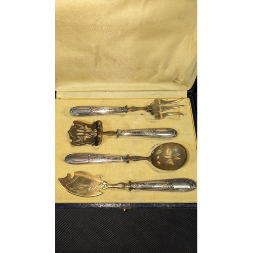 814 - An Antique French Sterling Silver and Gilt Petit Fours/ Hor d'oeuvres Mignardises and Serving Slice.... 