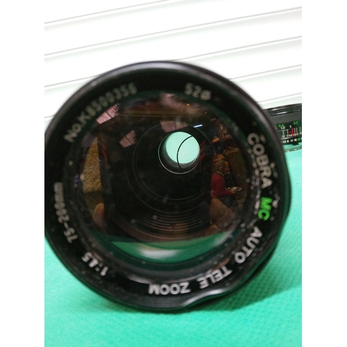 689 - Prinz Flex 135mm S/R Lens, Cobra Telezoom 75-200 Lens, Centon Automatic no 460373.