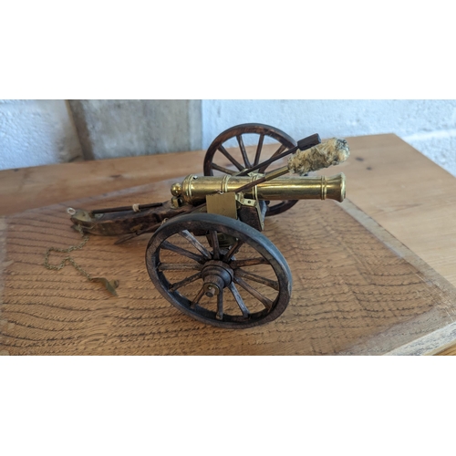 1747 - Black Powder Firing Model Canon in Display Case