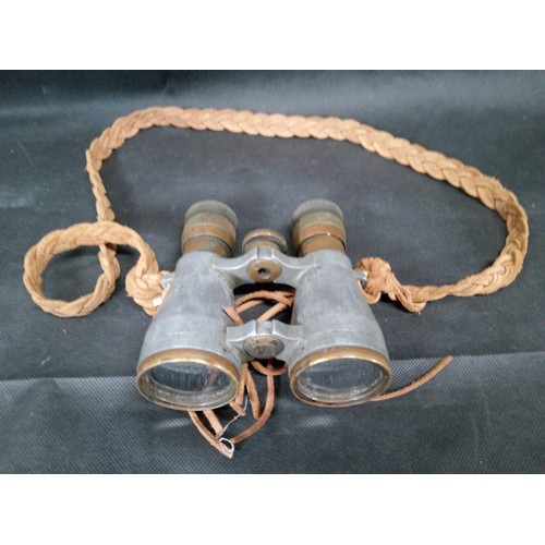 1607 - A Pair of German WWI Binoculars.