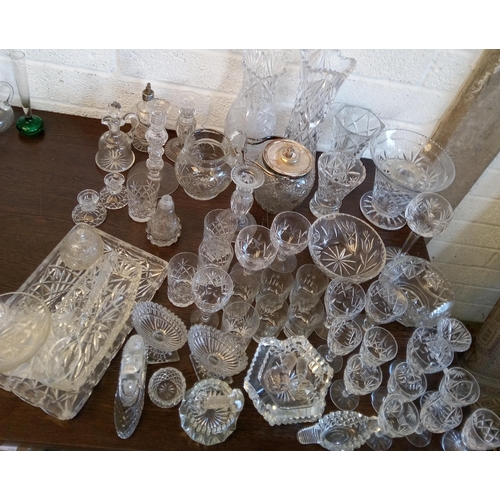 349 - Large Quantity of Crystalware.