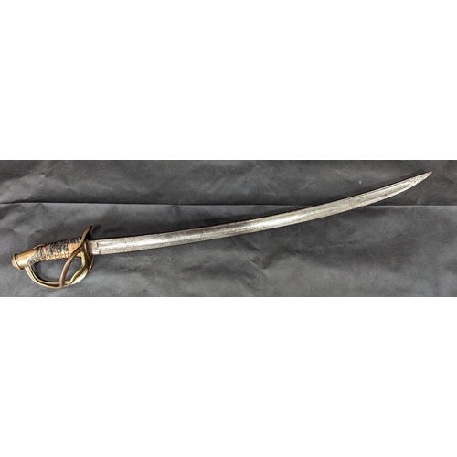 821 - A 19th Century French Model 1822 Light Cavalry Sabre with a Curved 75cm Blade Marked Soligen. Regula... 