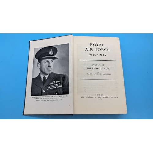 647 - The Royal Air Force 1939-45 by Hilary St George Saunders Vol III