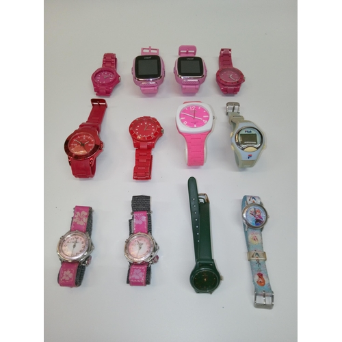 713 - 12 x Children's Watches