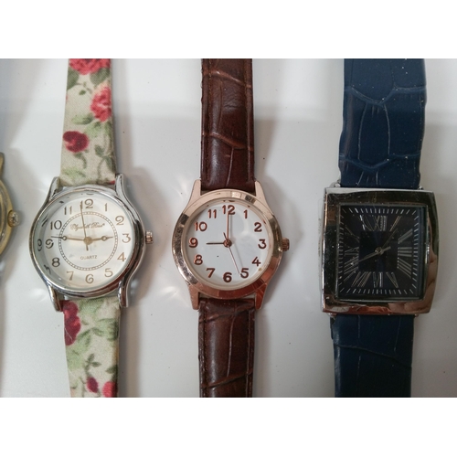 706 - 16 x Ladies Watches.