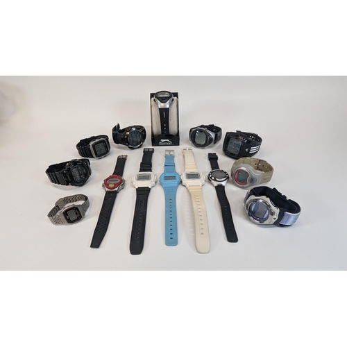 749 - 14 x Digital Watches