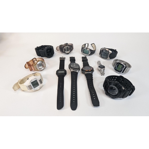 751 - 12 x Digital Watches