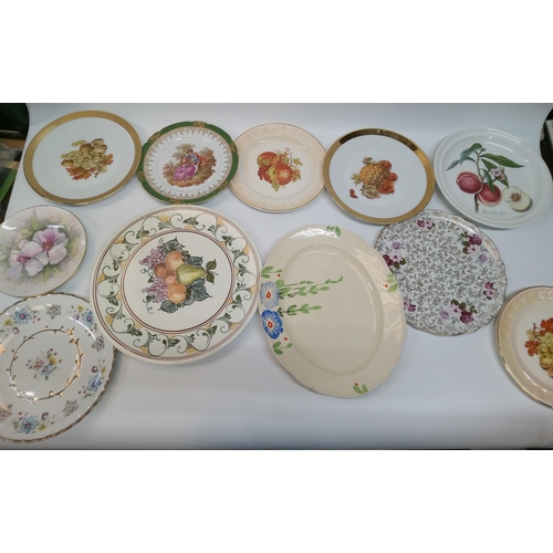 1248 - Selection Of Plates and Platters including Port Merrion, Coalport, Royal Doulton and More.