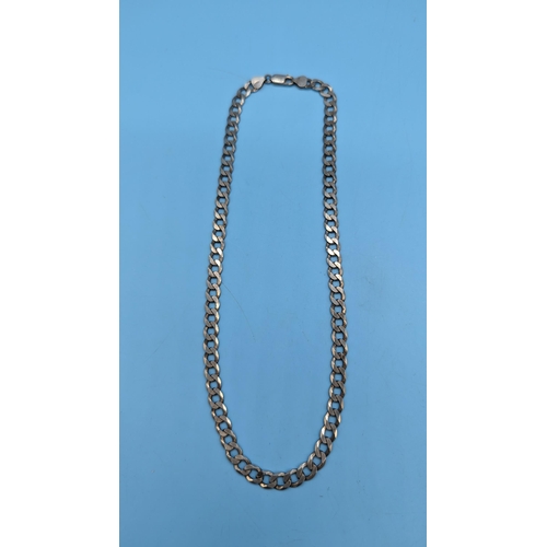 530 - A .925 Silver Necklace.