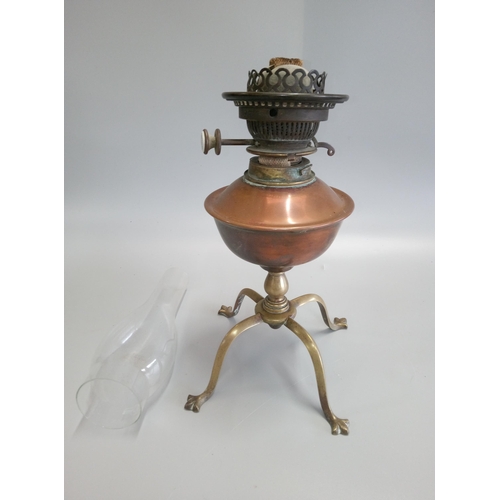 600 - Brass and Copper Oil Lamp.