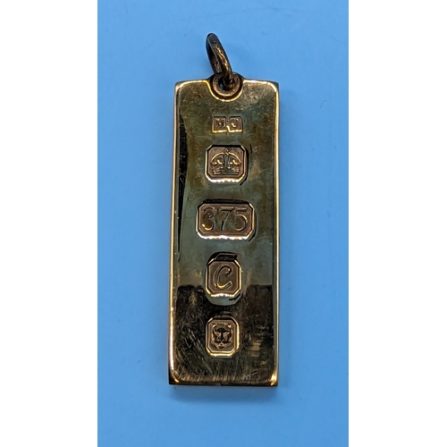 497 - A 9ct Gold Bullion Pendant, 30gms in Weight.