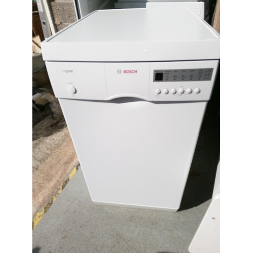 176 - Slimline Bosch Logixx Dishwasher.