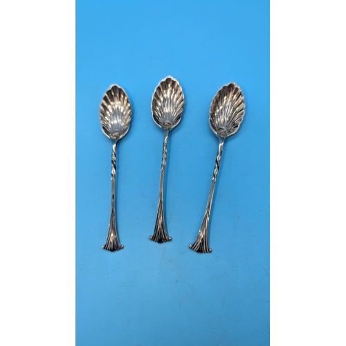 551 - Three Hallmarked Silver Scallop Shell Tea Spoons. Thomas Bradbury and Sons 1924.