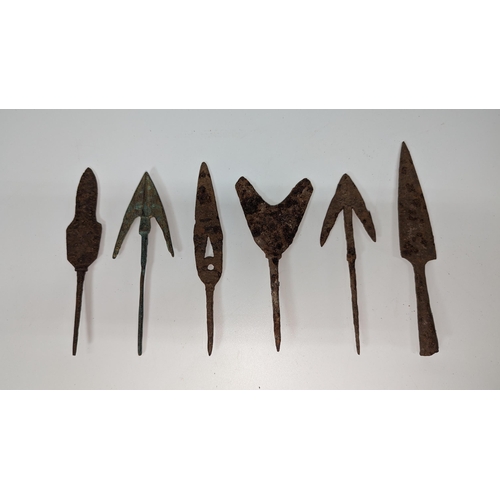 643 - A Selection of Roman Arrowheads.