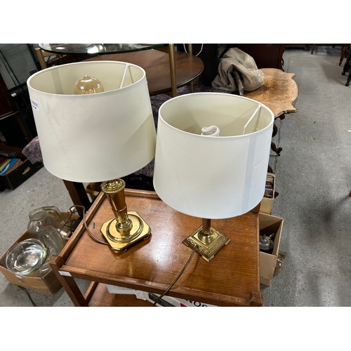 594 - 2 Brass lamps.