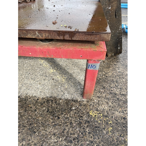 110 - Vibrating Fabricating table - Concrete Casting and Moulds - Bespoke Made (Needs Motor or link to eng... 