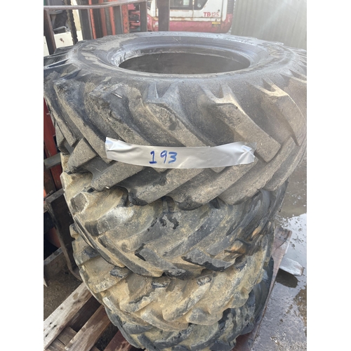 193 - AS dumper tyres 295/80-15.3x 4 not used 

** Please note this is a trade sale, therefore FULL Vat is... 