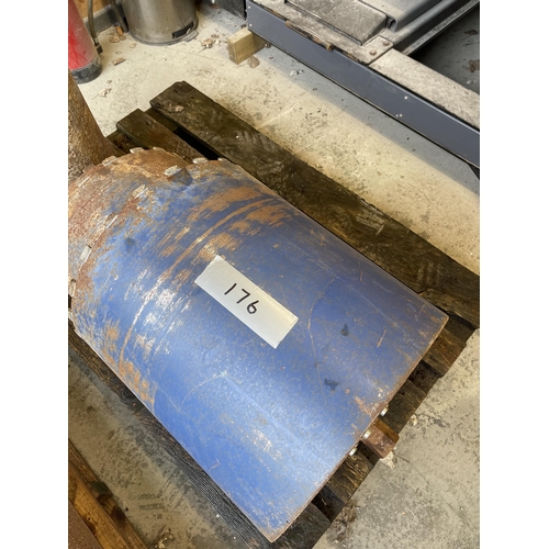 176 - Hardly Used Large diameter used diamond cores- 450mm dia x 1, 350mm dia x 1, 300mm dia x2- All 470mm... 